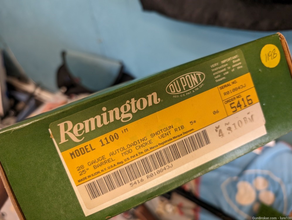 Remington Model 1100 28 gauge 25" Vent Rib Mod New Old Stock in Box rare-img-36