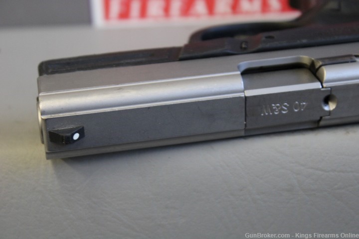 Smith & Wesson SW40VE .40 S&W Item P-6-img-20