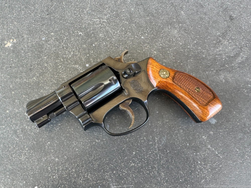 Smith & Wesson Model 36 No Dash 2" Barrel MINTY! 1969 MFG .38 SPC-img-1