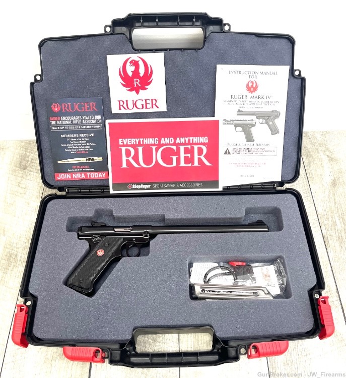 RUGER MKIV 22/45 TARGET .22 LR LIKE NEW-img-2