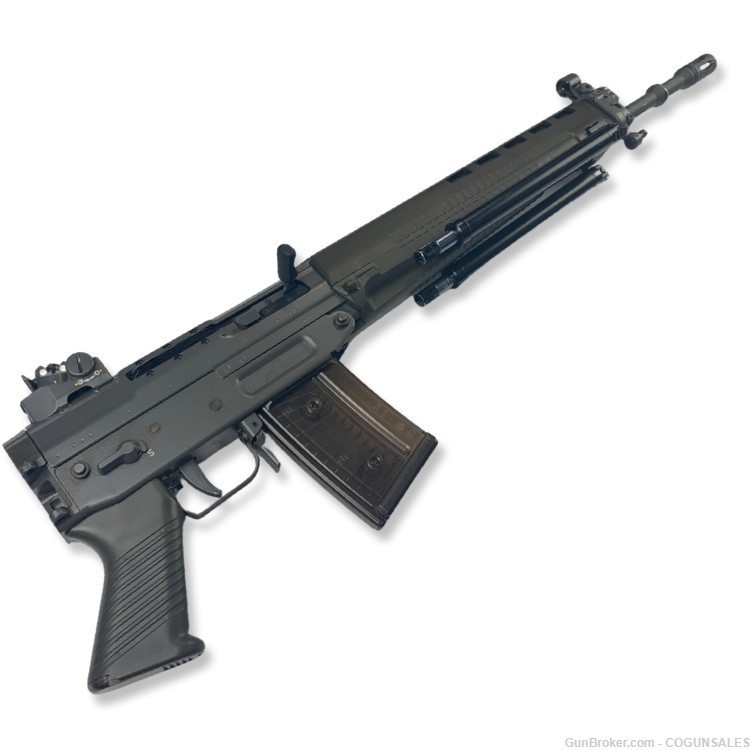 SIG Switzerland PE90 P 20" SG 550 with Original Wood Case + More SIG Sauer -img-7