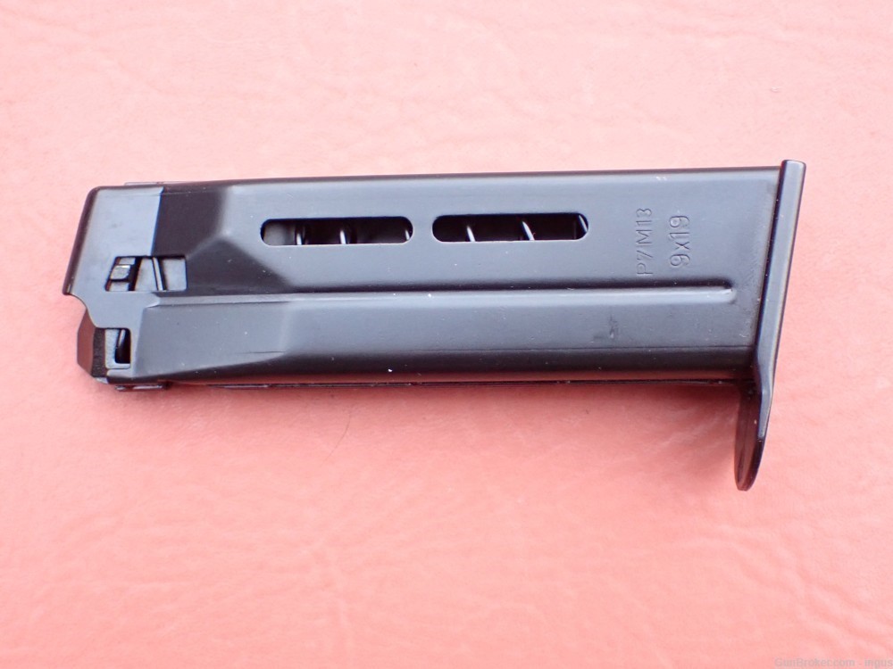 HECKLER & KOCH P7 M13 9MM FACTORY 13 ROUND MAGAZINE 215612S (NEW CONDITION)-img-3