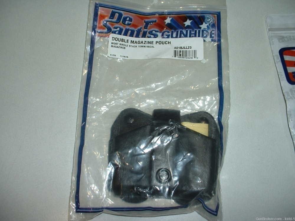 Desantis Black Leather Double Mag Pouch.-img-0