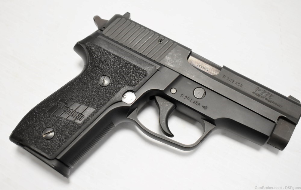 Sig Sauer P228 9mm Semi-Auto Pistol - Made in West Germany - Circa 1993-img-8