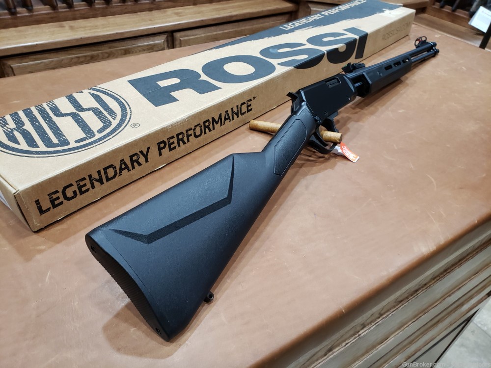 Rossi Gallery 22 LR Pump-Action Rifle Polymer 18" RP22181SY NO RESERVE-img-1
