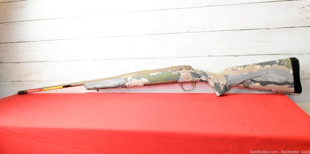 FACTORY NEW BROWNING X-BOLT SPEED BOLT-ACTION RIFLE 270 WIN NO RESERVE!-img-1