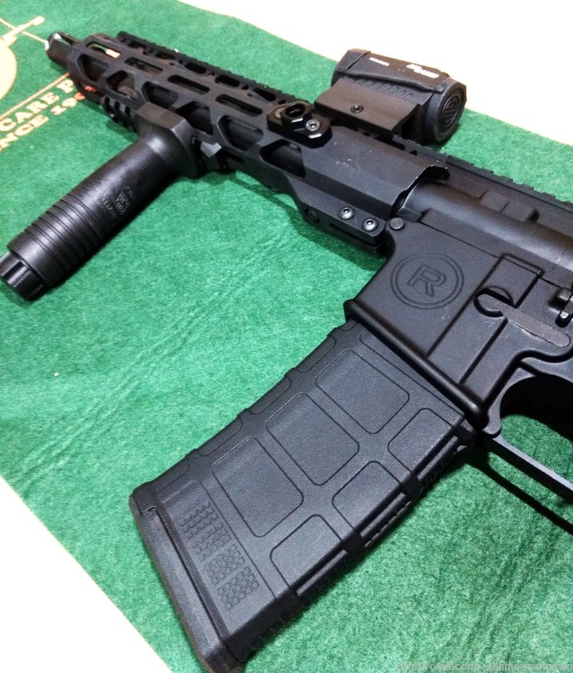 Radical Firearms 10.5" 5.56 AR pistol with 10" RPR, Sig Romeo5 + Brace -img-2