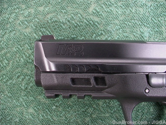 Used Smith and Wesson M&P  9MM-img-4