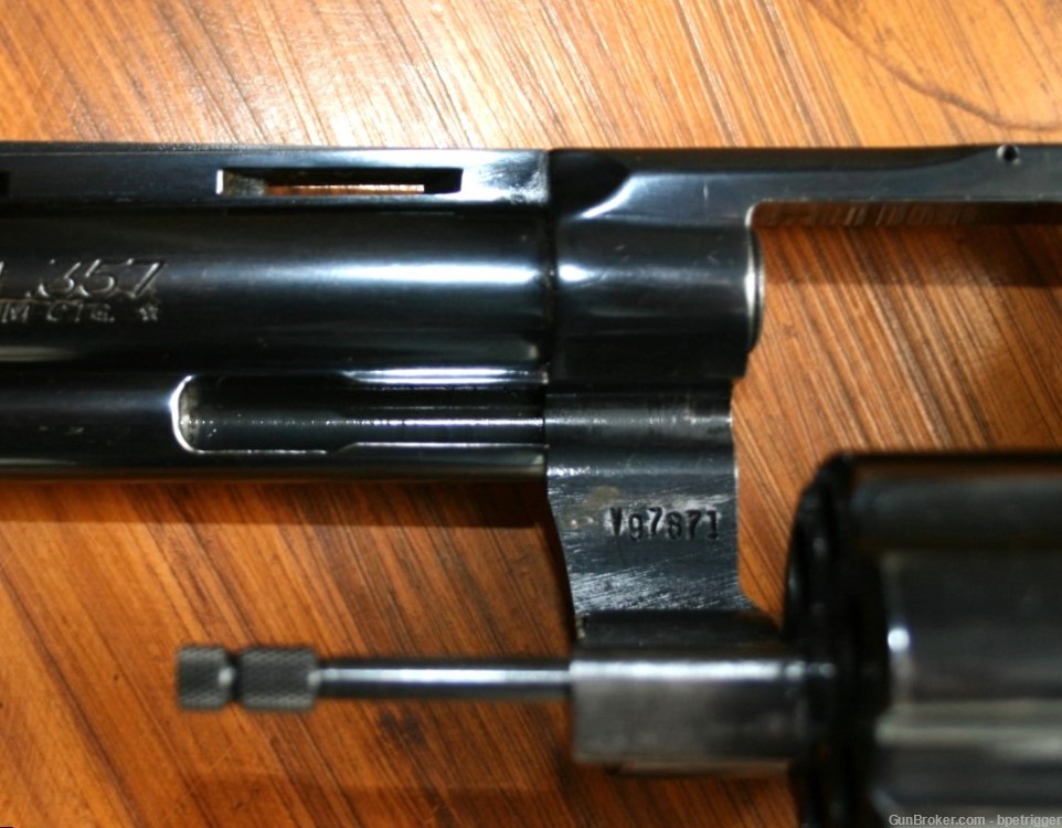 Vintage Colt Python, 6" barrel, Original Royal Blue, Walnut Grip, Mfd. 1979-img-11