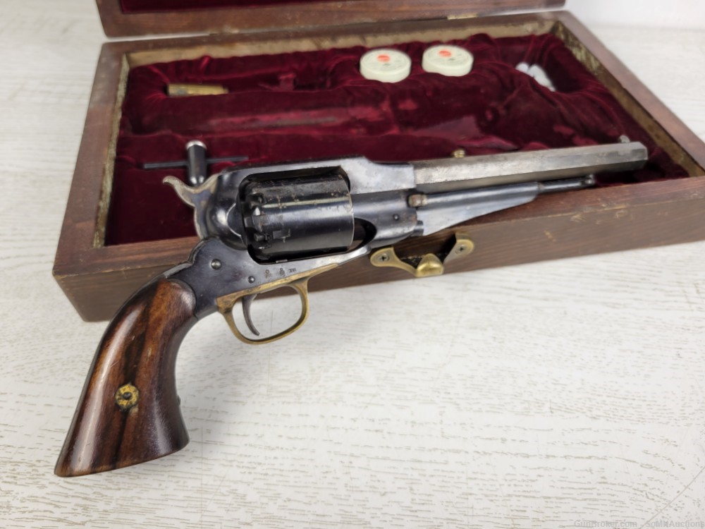 1960 Gregorelli & Uberti - Navy Arms Co .36 Cal Replica Colt 1851 Revolver-img-25