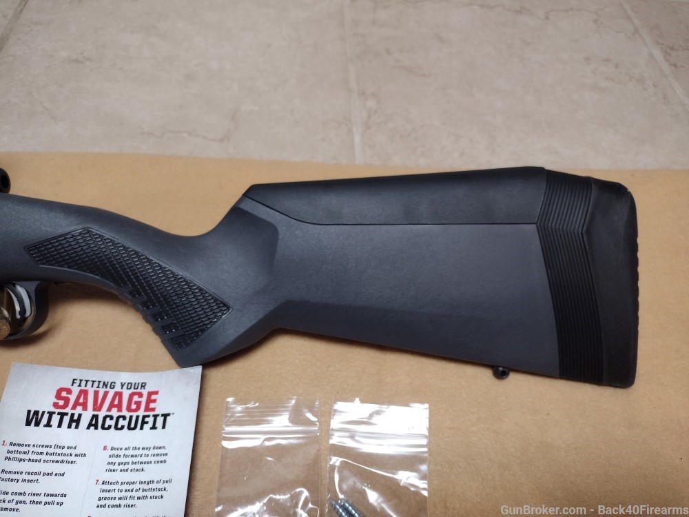 NEAR NEW Savage 111 Long Range Hunter 300 Win Mag 26" with NEW Stock -img-11