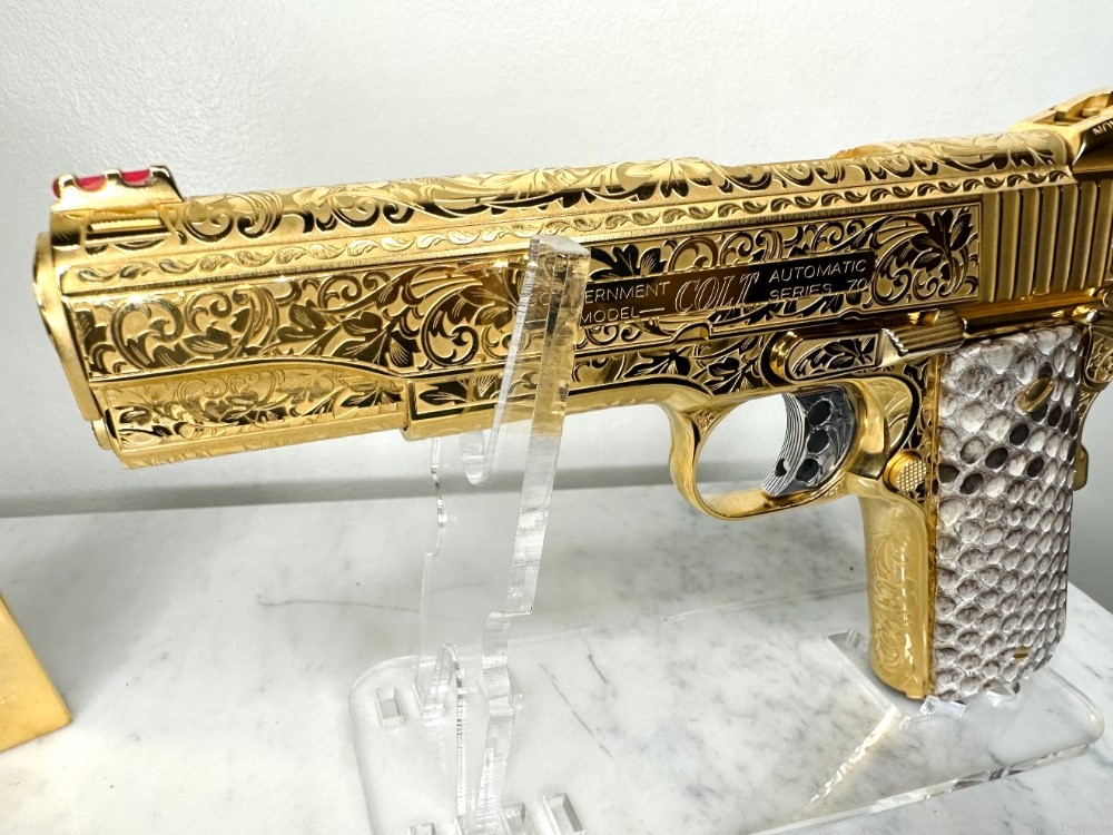 Breathtaking Colt 38 super 24K GOLD Engraved -img-4