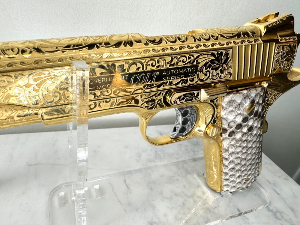 Breathtaking Colt 38 super 24K GOLD Engraved -img-5