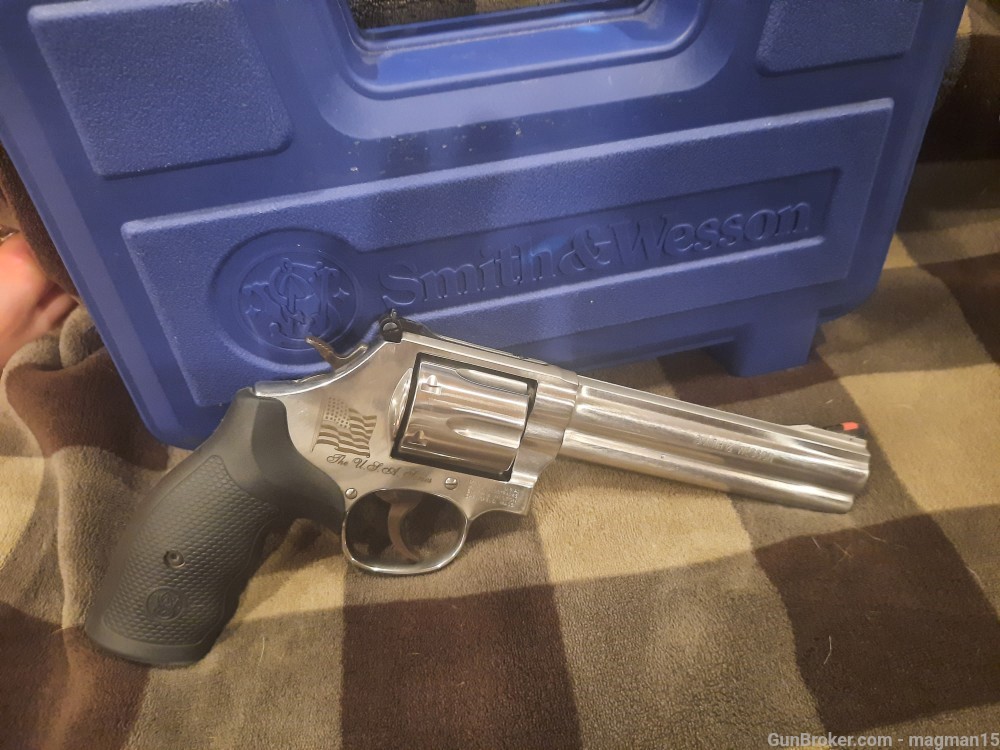Smith & Wesson 686 6 inch USA SERIES LIMITED EDITION .357 COLLECTOR RARE-img-0