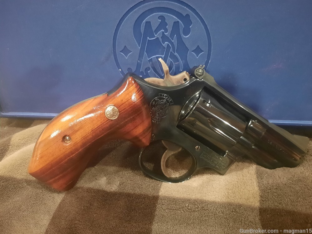 Smith & Wesson Model 19-4 .357 Combat Magnum 2.5" LIMITED RARE COLLECTOR -img-5