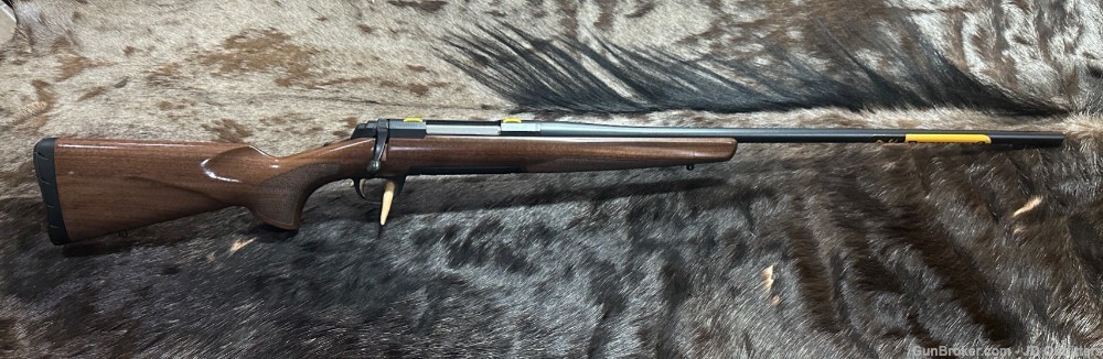 FREE SAFARI, NEW BROWNING X-BOLT HUNTER 300 WINCHESTER MAGNUM RIFLE-img-1