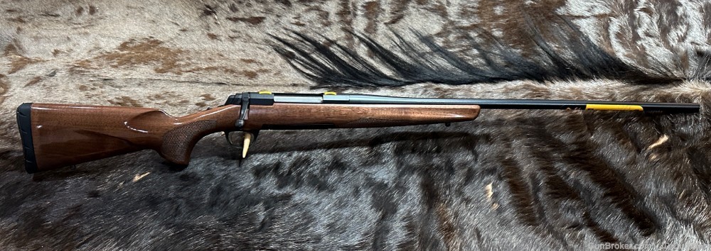 FREE SAFARI, NEW BROWNING X-BOLT HUNTER 300 WINCHESTER MAGNUM RIFLE-img-1