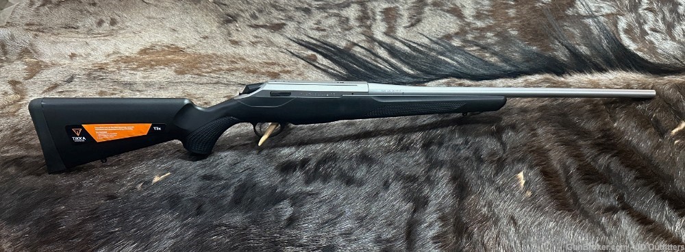 FREE SAFARI, NEW LEFT HAND TIKKA T3X LITE STAINLESS 243 WIN 22"-img-2