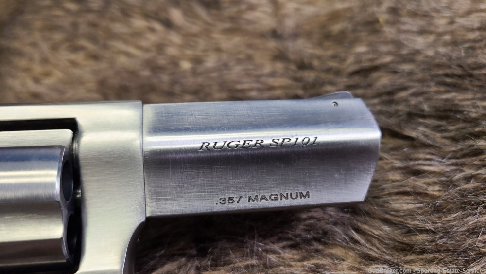 Ruger SP101 - .357 Mag - 3" - Stainless Steel - Speed Loaders - Manuf 2016 -img-7