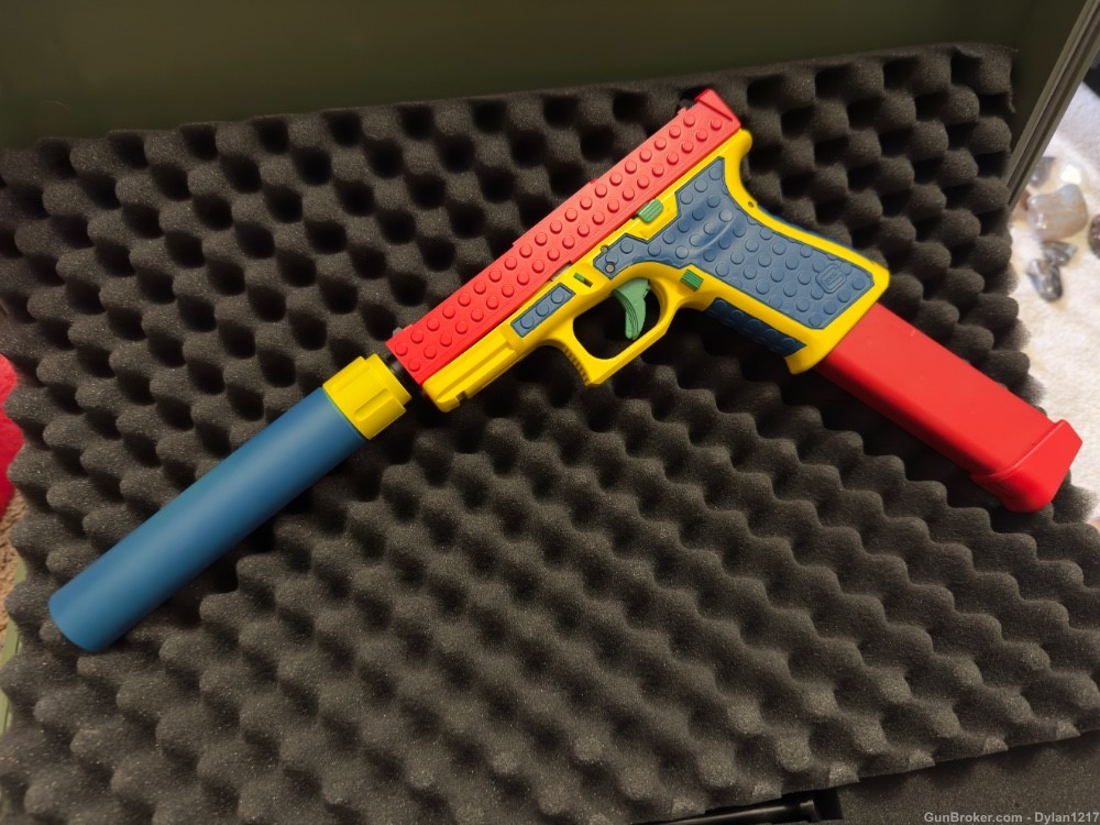 SUPER RARE LEGO Block 19 9mm Pistol With Fake Suppressor! -img-5