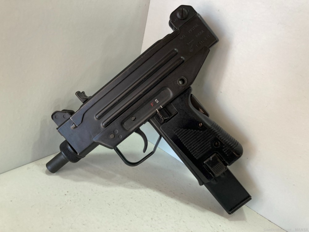 ACTION ARMS IMI UZI PISTOL 9MM EXCELLENT CONDITION 20 RDS MAG-img-1