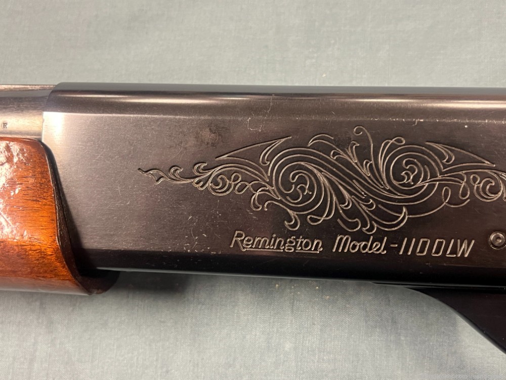 Remington 1100 LW 20 GA Magnum 28" bbl Semi Shotgun-img-15