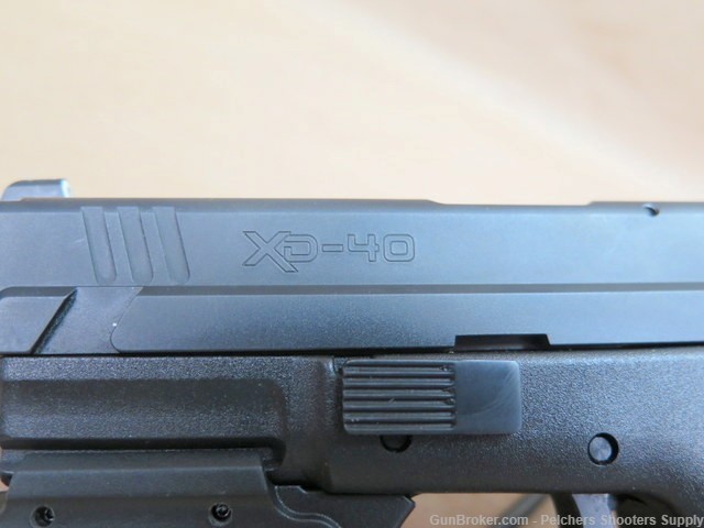 Springfield Armory XD40 40SW With Crimson Trace Green Laser & Night Sights -img-14