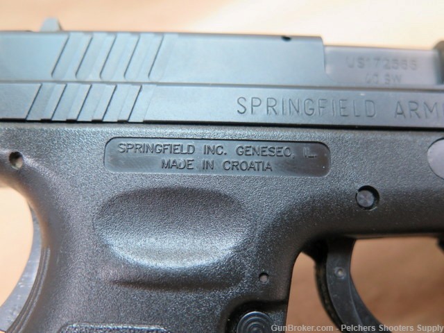 Springfield Armory XD40 40SW With Crimson Trace Green Laser & Night Sights -img-6