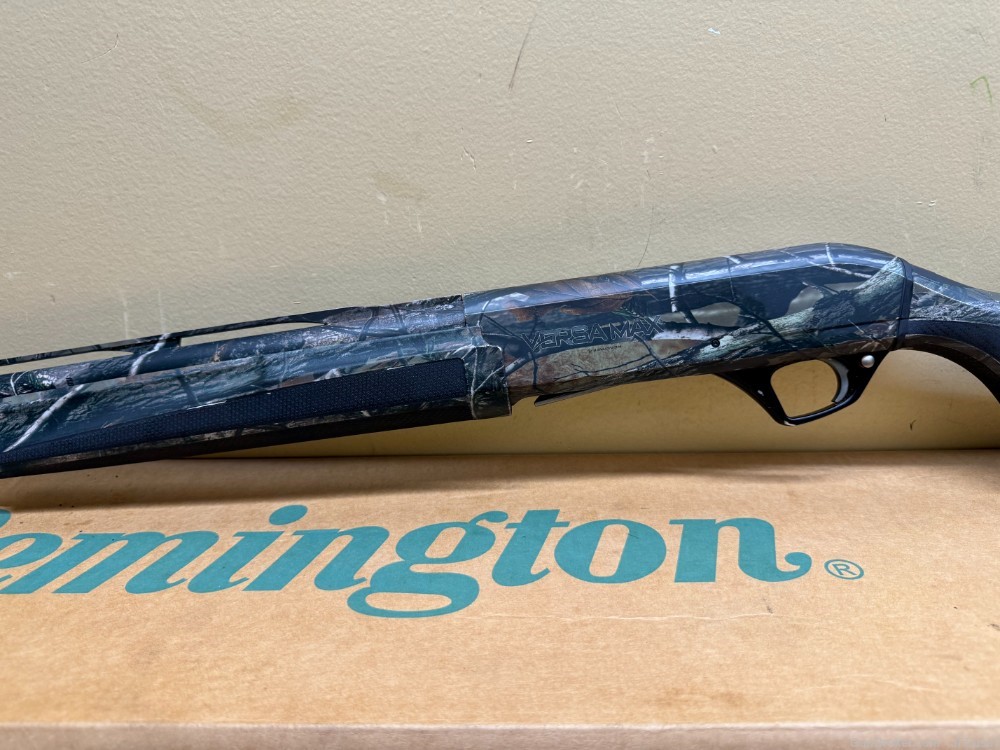 Remington Versa Max 12G 26" RealTree AP-img-5
