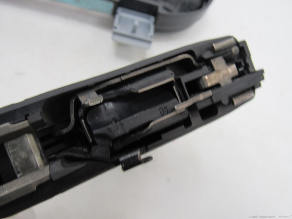  Glock 22 Gen 4 Complete OEM Frame w/Box Back straps & Mag No Resv-img-7