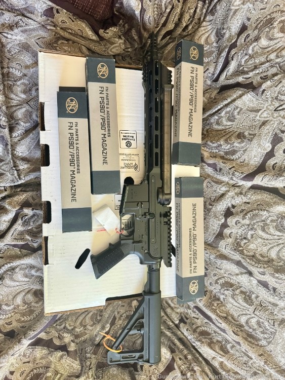 Ar57 5.7x28mm with extras -img-0