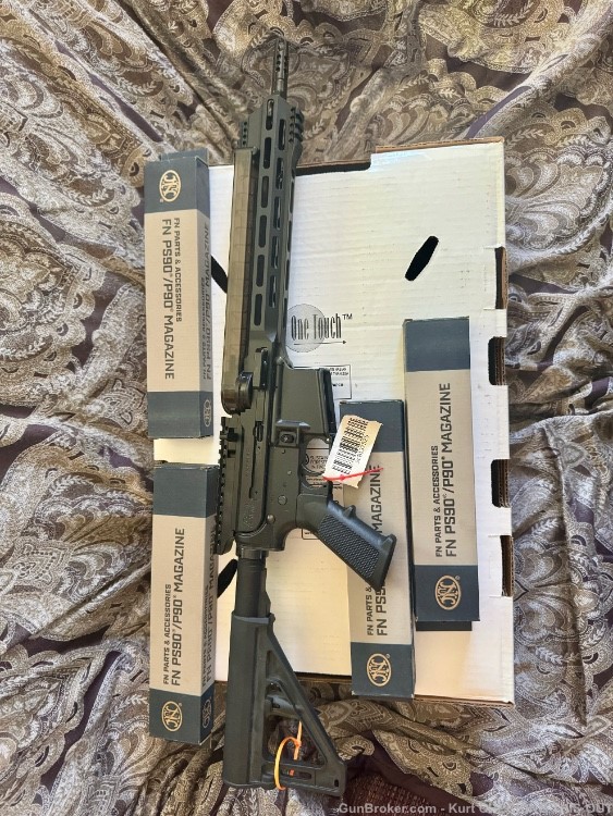 Ar57 5.7x28mm with extras -img-1