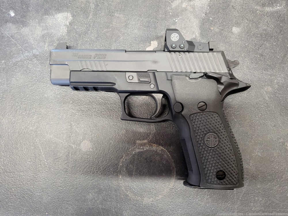 Sig Sauer P226 SAO with Romeo Optic-img-1