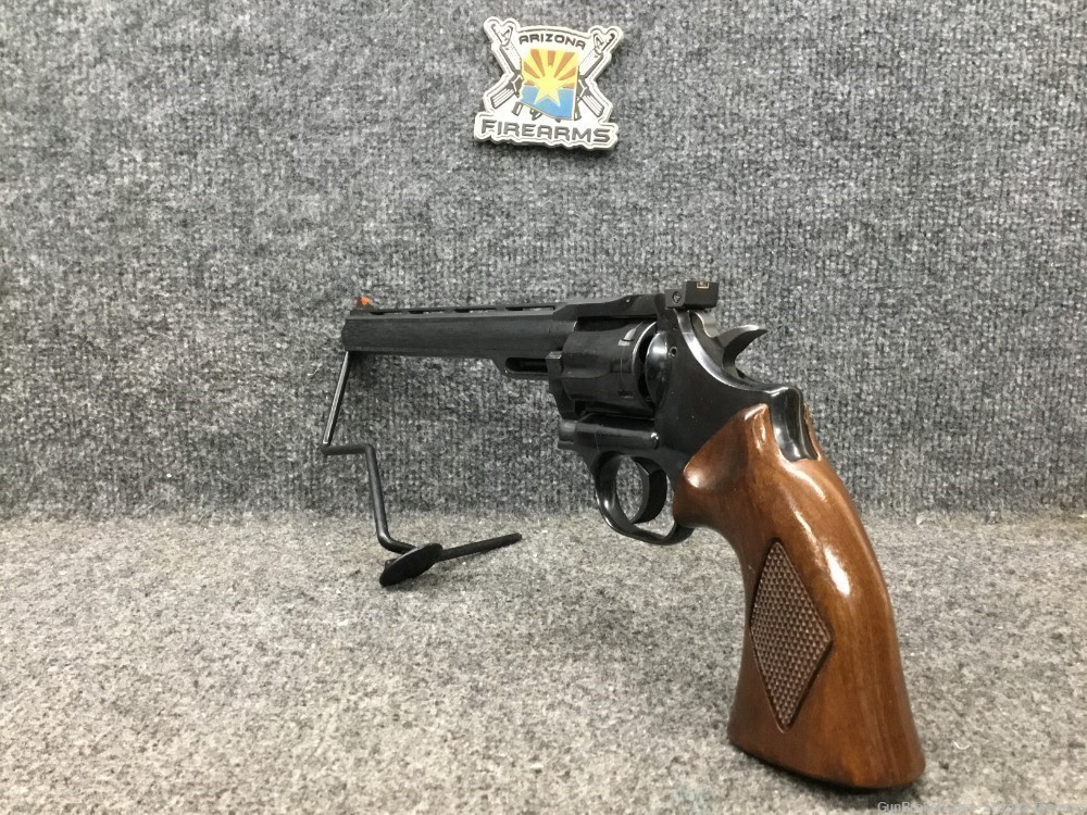 Dan Wesson 15-2 SA/DA Revolver .357 Mag Case, 4 BBLS, Pistol Pack-img-4