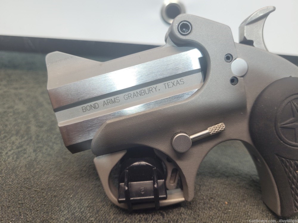 Bond Arms Roughneck 9mm Over-Under Derringer-img-1