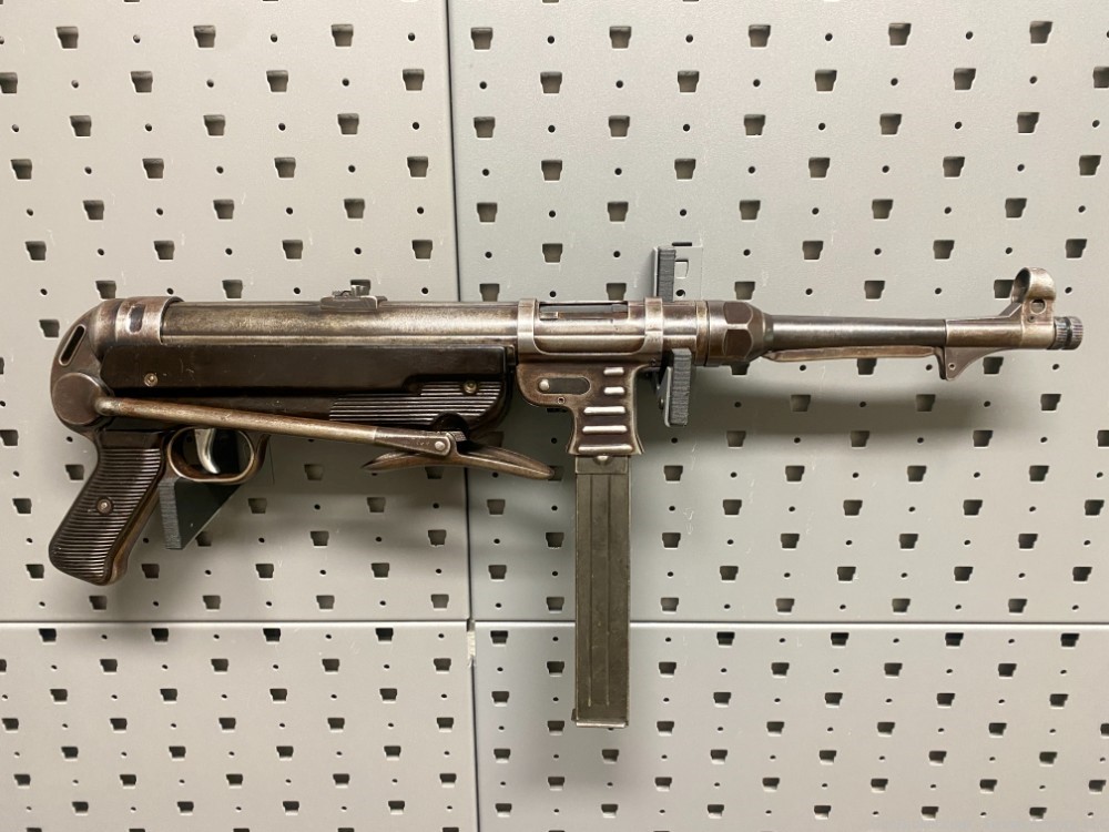 PRE-86 DEALER SAMPLE WWII German MP40 9mm SMG eForm-3 MP38-img-0