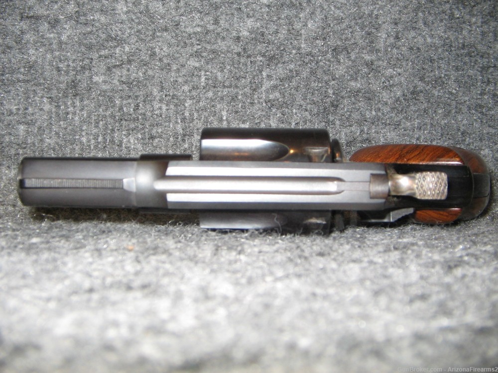 Taurus 85 revolver in .38SPL-img-2