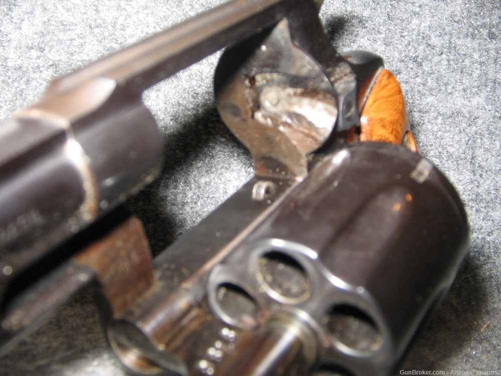Taurus 85 revolver in .38SPL-img-7