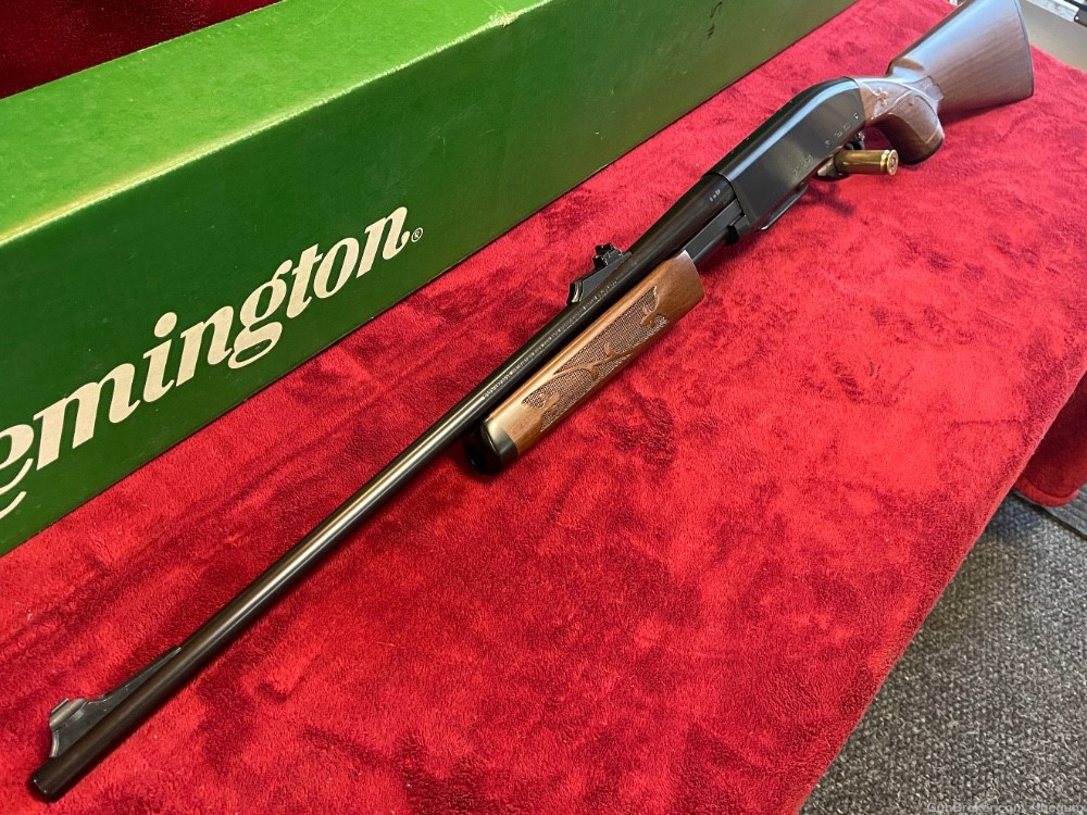 LNIB Remington 7600 30-06 blue/walnut , Box and OG tag, Unfired/Mint-img-3