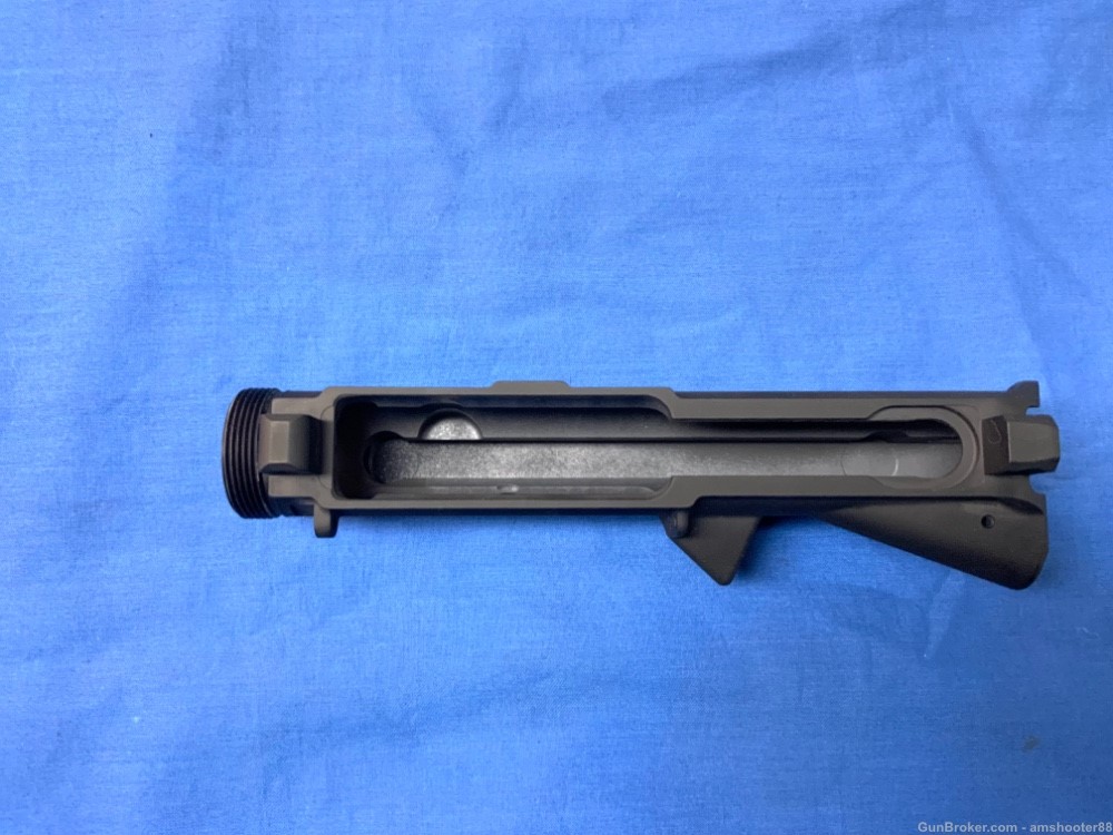 Knights Armament Stripped AR Upper Parkerized SR Used -img-1