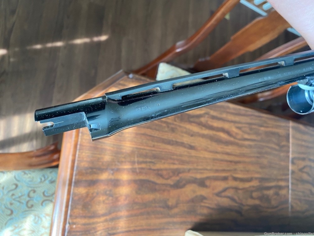 2004 Shotgun of the Year Remington 1100 Sporting 28 Gauge, New in Box  -img-2