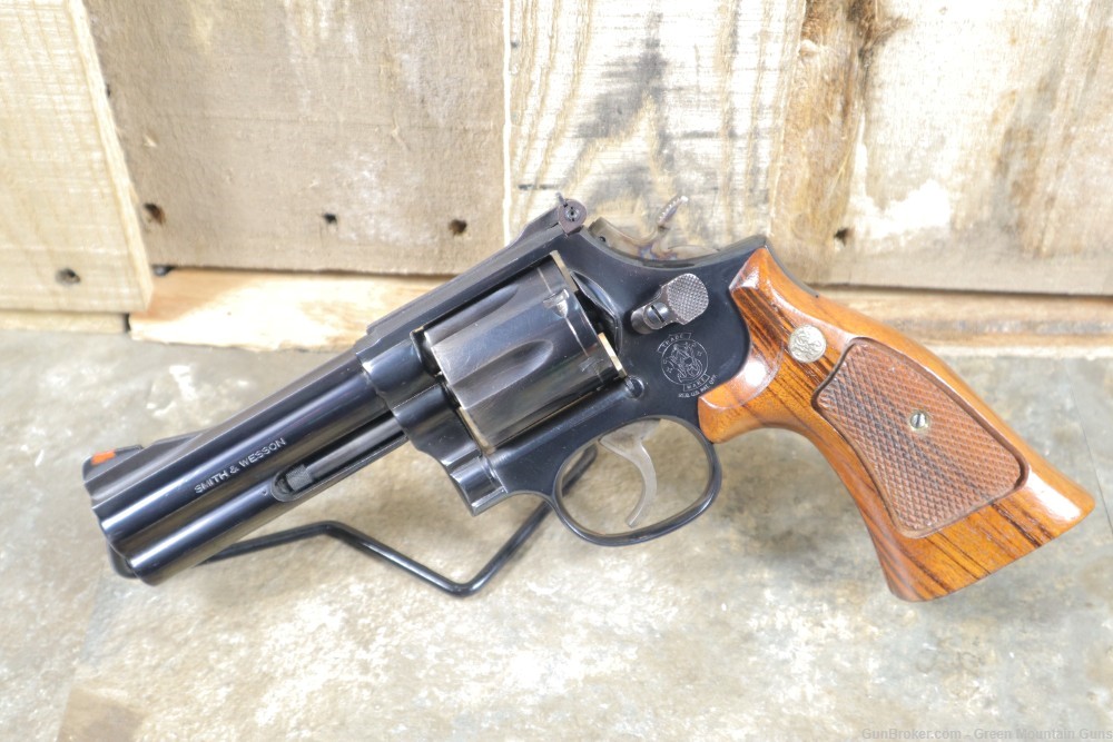 Collectible Smith & Wesson 586 No Dash .357Mag Penny Bid NO RESERVE-img-2