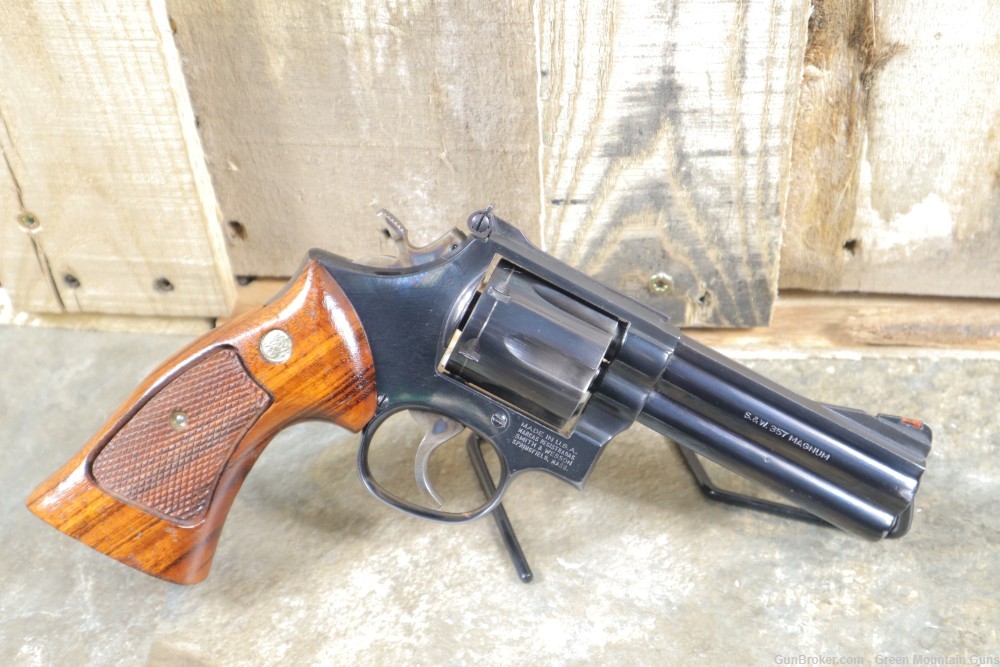 Collectible Smith & Wesson 586 No Dash .357Mag Penny Bid NO RESERVE-img-1