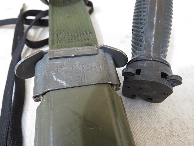 USGI M7 AR-15 M16 Bayonet & M8 A1 Scabbard Imperial Marked-img-9