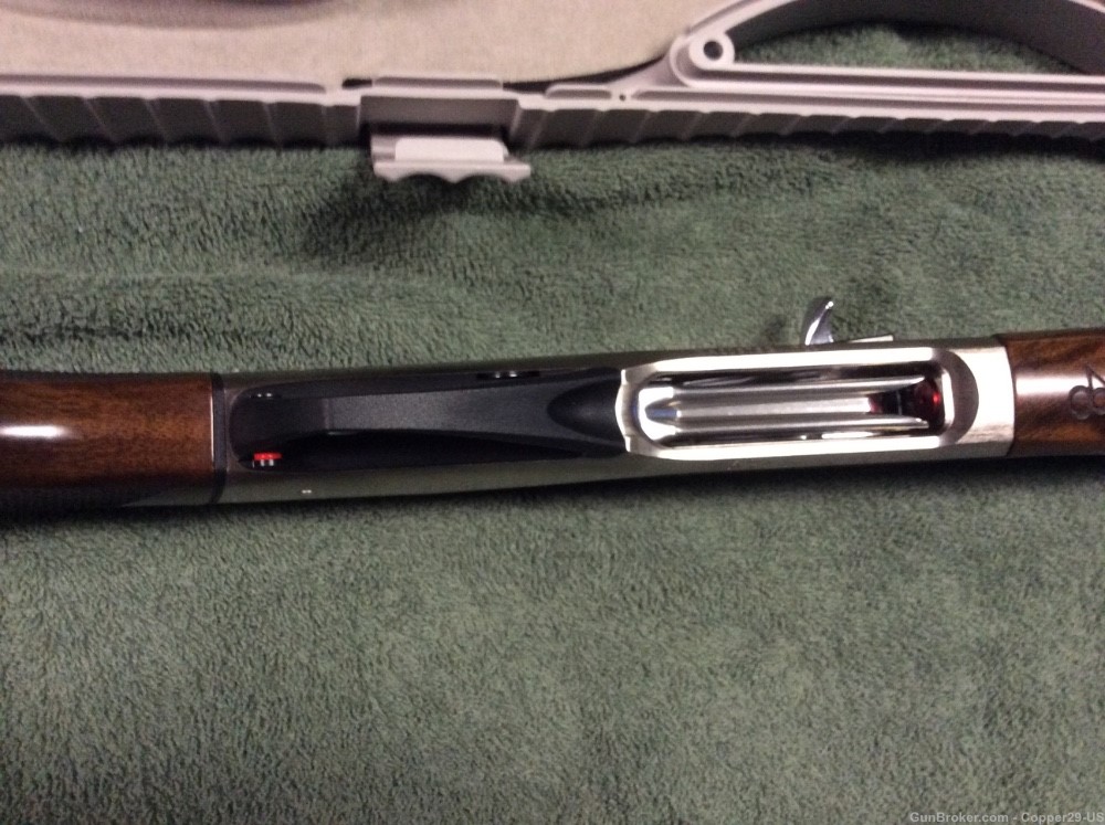 Benelli Ethos “Sport” 28ga semi automatic, W/ hard case and extras-img-9