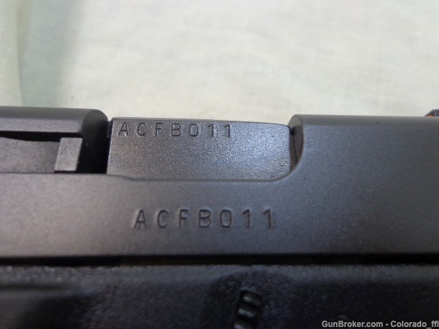 Glock 43, 9mm, like new - w/TruGlo sights - .01 start!-img-14