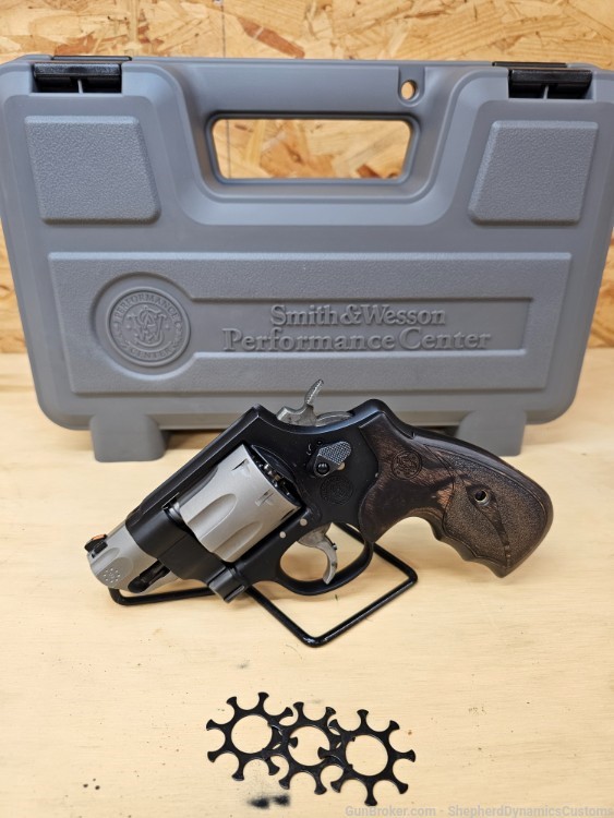 Smith & Wesson 327 Performance Center -img-1