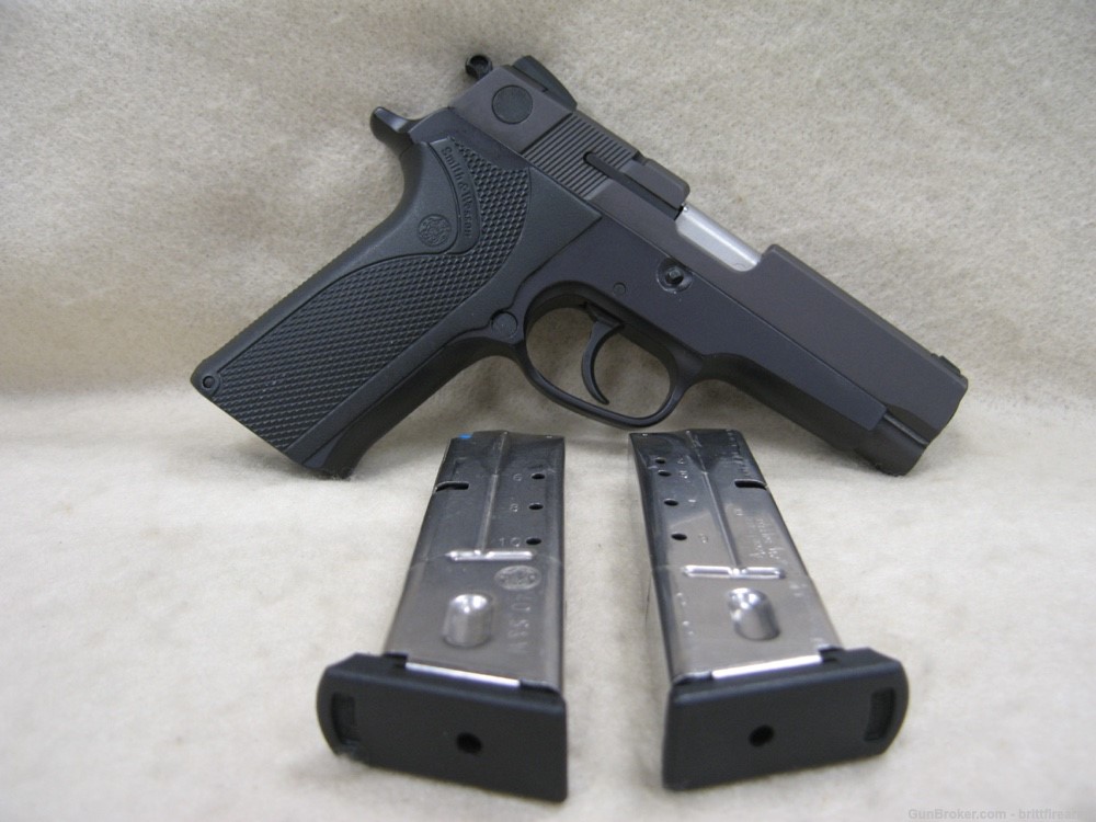 Smith & Wesson Model 410  .40 Cal Black Finish Rare-img-0