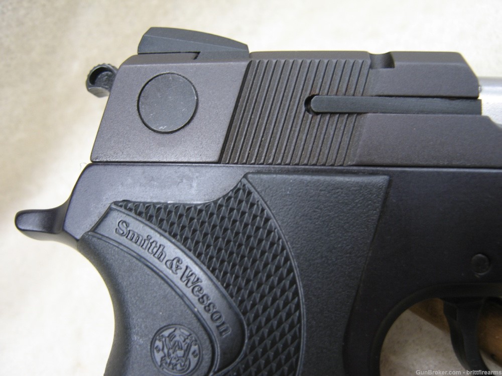 Smith & Wesson Model 410  .40 Cal Black Finish Rare-img-8