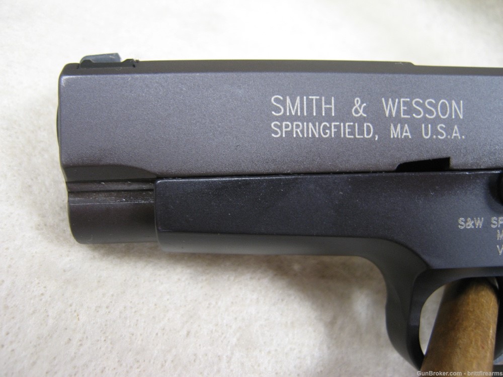 Smith & Wesson Model 410  .40 Cal Black Finish Rare-img-6